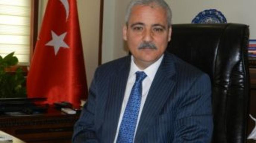 Vali G&uuml;ven&ccedil;er&rsquo;den Zafer Bayramı Mesajı