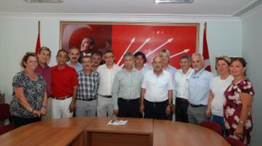 Hekimlerden CHP'ye ziyaret