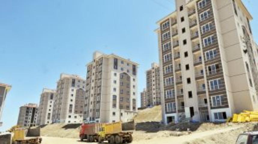 B&uuml;y&uuml;kşehir, Tapusu Olmayan Gecekondu Sahipleri I&ccedil;in Ucuz Konut Inşa Ettiriyor