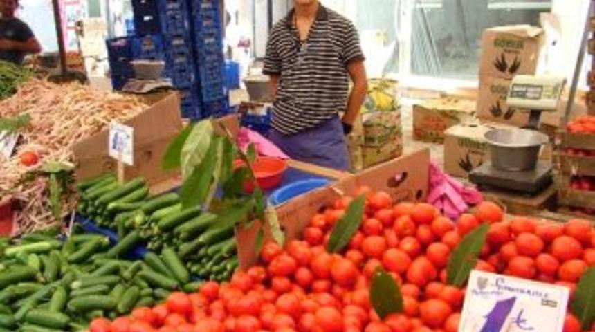 &Ccedil;orlu Pazarlarında Ramazan Ve Bayram Bereketi S&uuml;r&uuml;yor