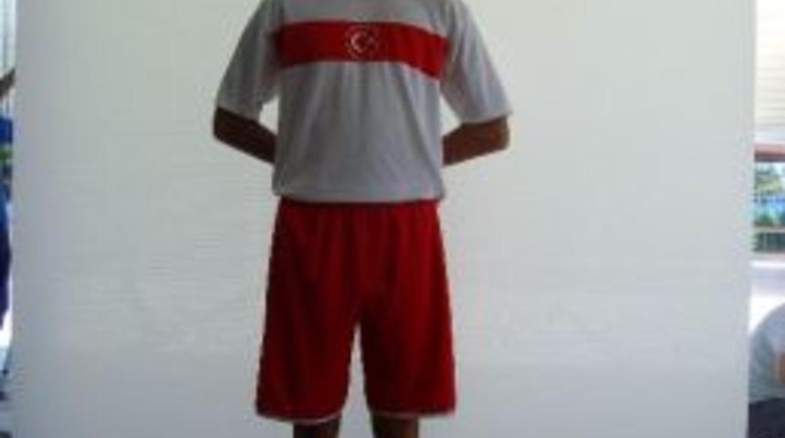 G&ouml;rme Engelli Abdullah S&uuml;mer Antrenmanlara Başladı