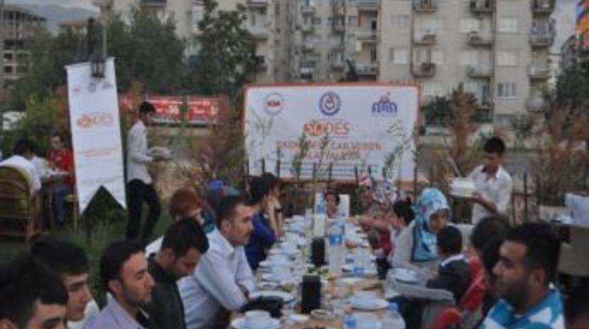 Kursiyerler İftarda Bir Araya Geldi