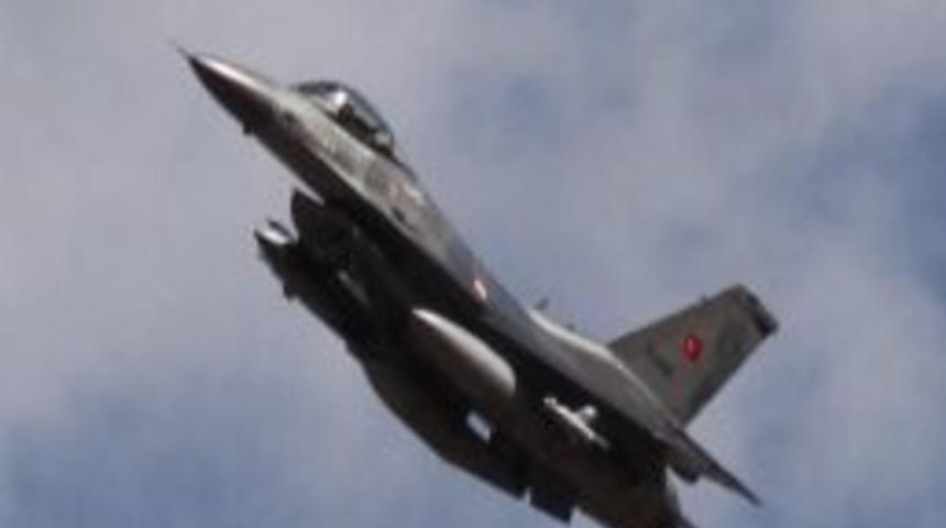 T&uuml;rk Jetleri Ter&ouml;r Yuvalarını Bombaladı