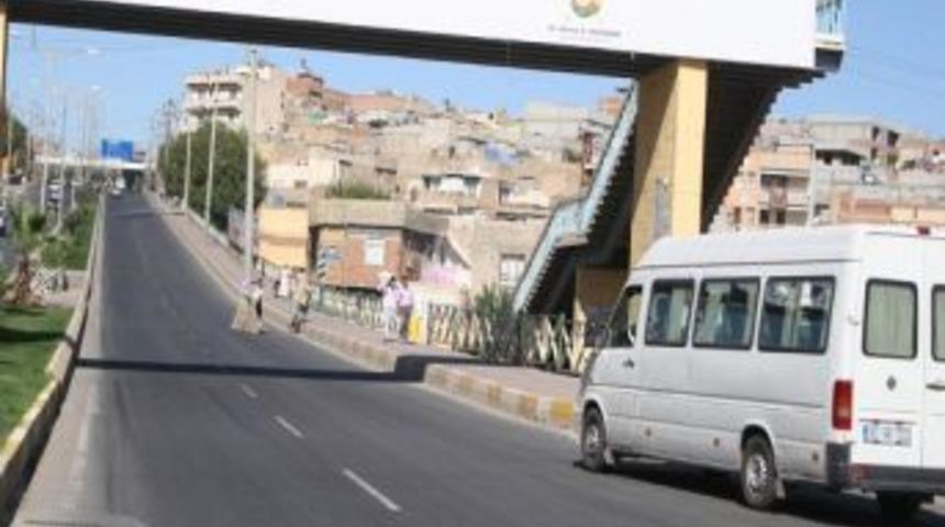 &Uuml;st Ge&ccedil;idi Kullanmayan Vatandaşlar, Kazalara Davetiye &Ccedil;ıkartıyor