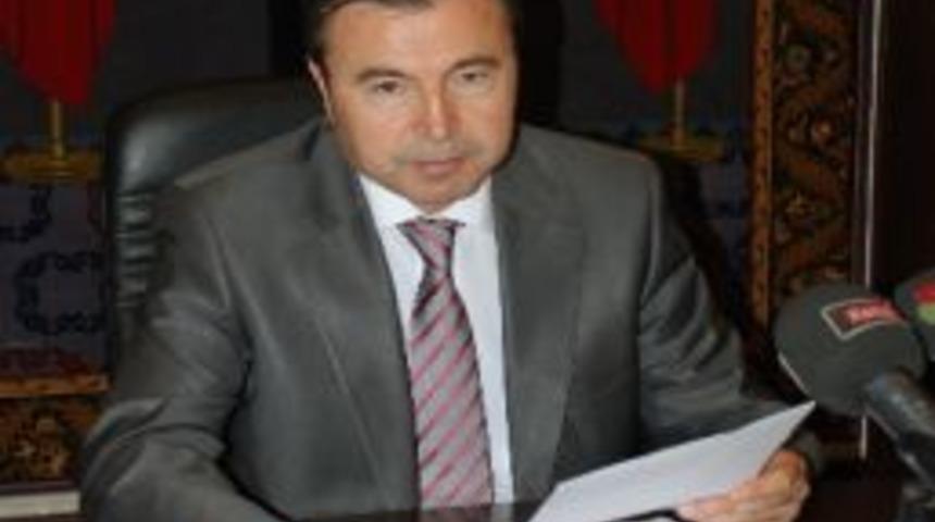 Isparta Sydv Bin 250 Aileye Yardım Yapıyor