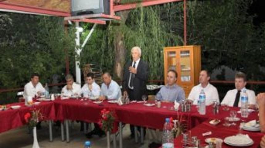 Vali Altıparmak Keksav'ın İftar Yemeğine Katıldı