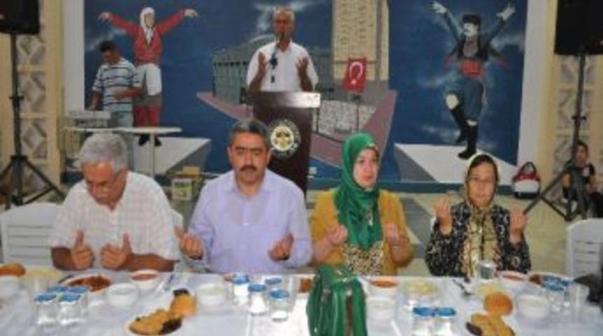 Başkan Alıcık, Şirket &Ccedil;alışanları İle İftarda Buluştu