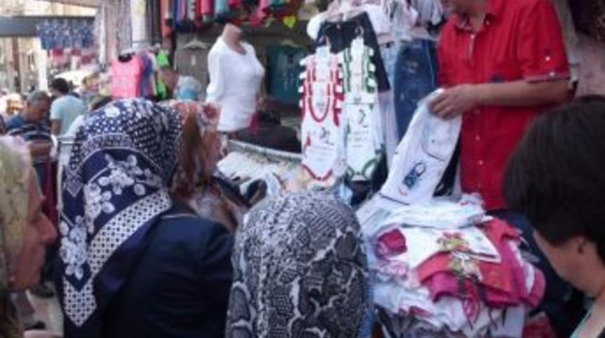 Kapalı &Ccedil;arşıda Bayram Bereketi