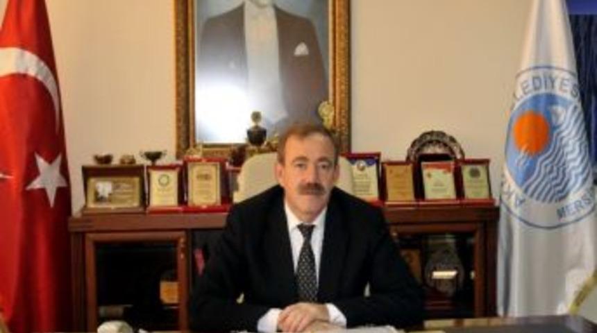 Fazıl T&uuml;rk Vatandaşların Ramazan Bayramını Kutladı