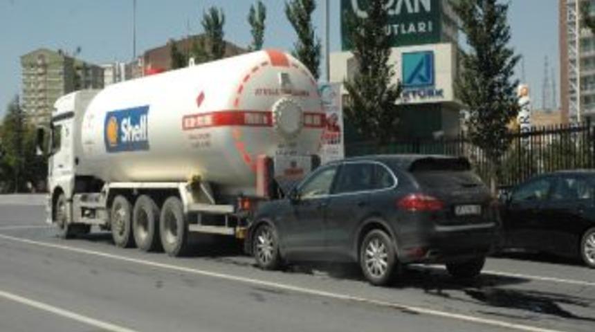 Başkent&rsquo;te Trafik Kazası Ucuz Atlatıldı