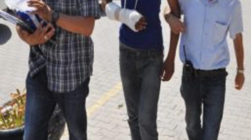 Askerin Silahını &Ccedil;alan Hırsız Yakalandı