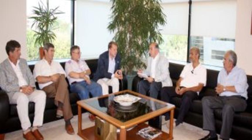 İş D&uuml;nyası &Ccedil;eklerle Ilgili Yeni D&uuml;zenleme Bekliyor