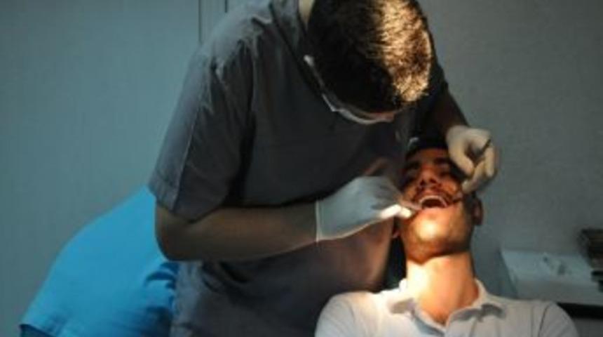 Doktorlardan Bayram &Ouml;ncesi Diş Uyarısı