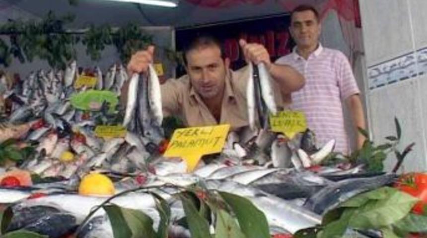 10 Bin Adet Tutulan Palamut Tezgahları Renklendirdi