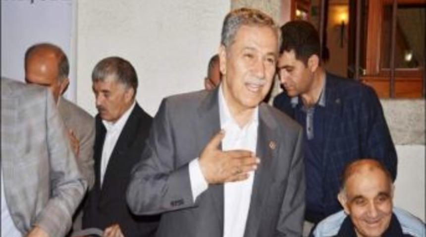 Arın&ccedil;&rsquo;tan &Uuml;niversite M&uuml;jdesi