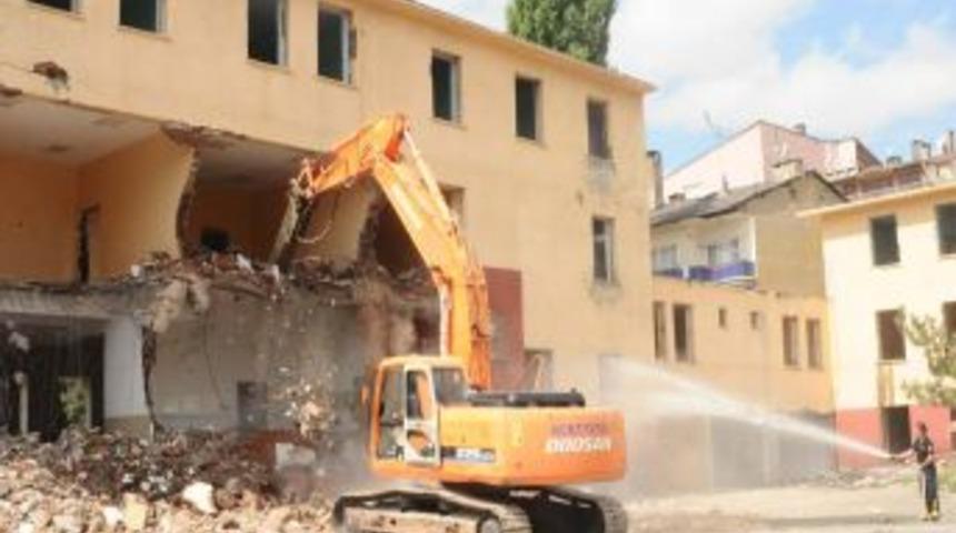 Fidan Yazıcıoğlu Hanımlar K&uuml;lt&uuml;r Merkezi I&ccedil;in Start Verildi