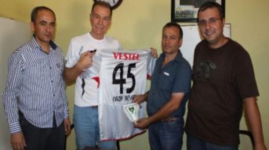 Sanayispor&rsquo;dan Manisaspor Altyapısına Transfer Desteği