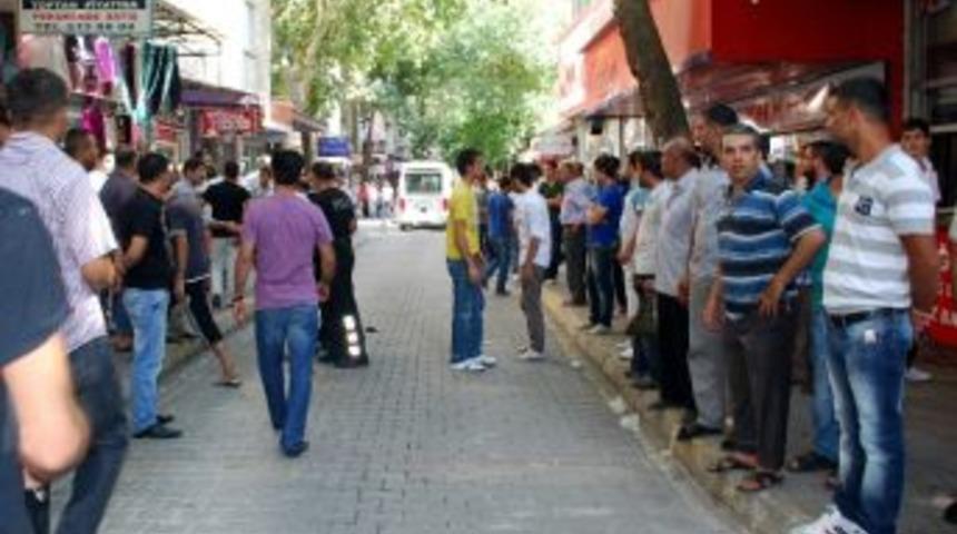 Adıyaman&rsquo;da &Ccedil;ıkan Kavgada Yumruklar Konuştu