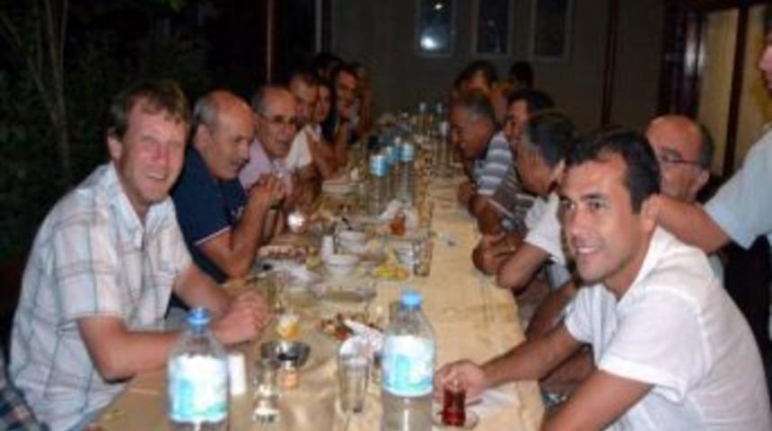 S&uuml;per Lig Hakemi Aytekin Durmaz Kaplıcada İftar A&ccedil;tı