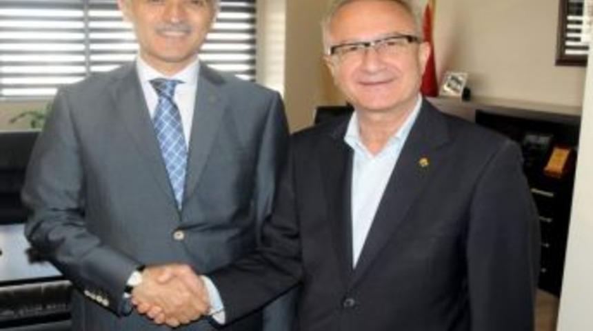 M&uuml;siaiad Genel Başkanı Nail Olpak Başkan Pekel'i Ziyaret Etti