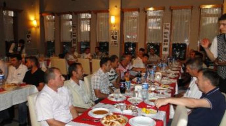 Sungurlu Belediye Başkanı&rsquo;ndan Personele İftar Yemeği