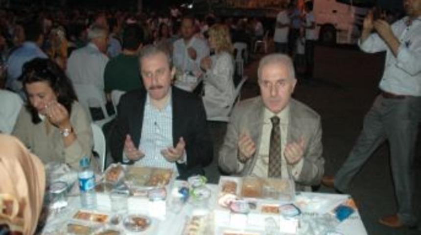 Ak Parti&rsquo;den Tekirdağ&rsquo;da 5 Bin Kişilik İftar