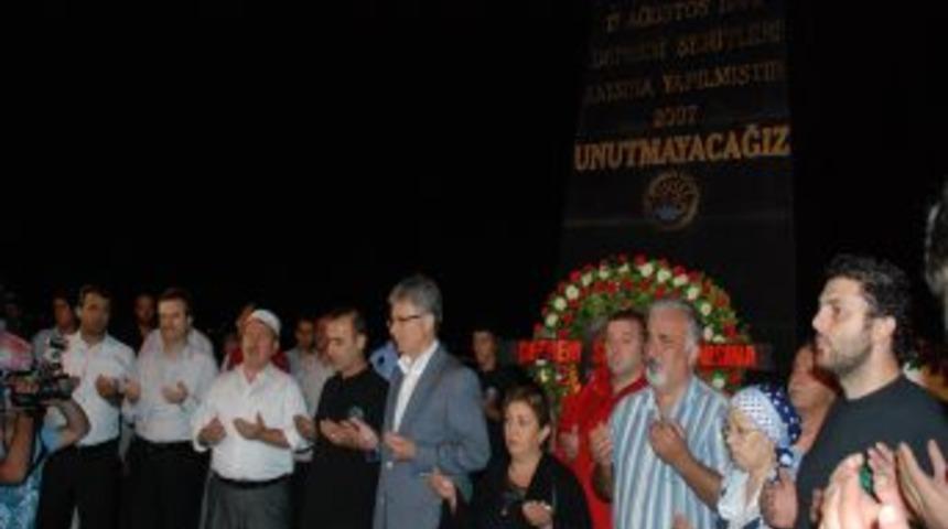 Kocaeli'de Marmara Depremi Anıldı