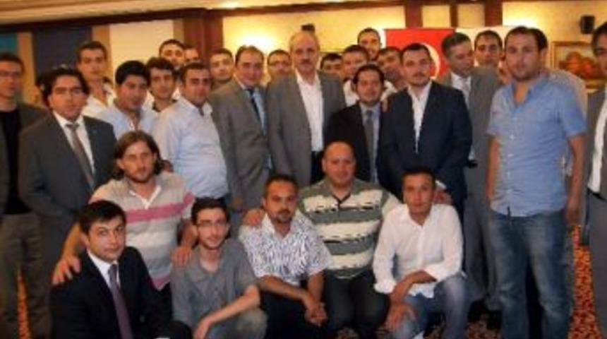 Has Parti&rsquo;li Gen&ccedil;ler Kurtulmuş&rsquo;un İftarında Mutlu D&ouml;nd&uuml;