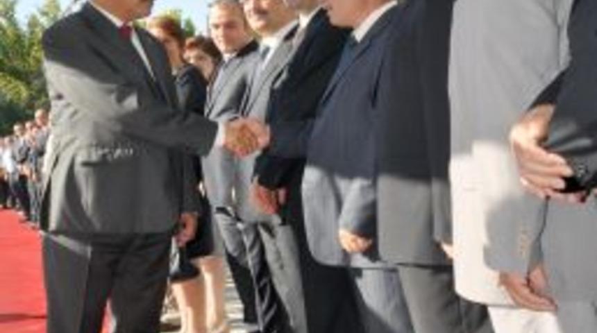 Edirne'nin Yeni Valisi Hasan Duruer G&ouml;reve Başladı