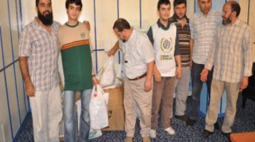 İhh&rsquo;dan 170 Yetime Bayramlık