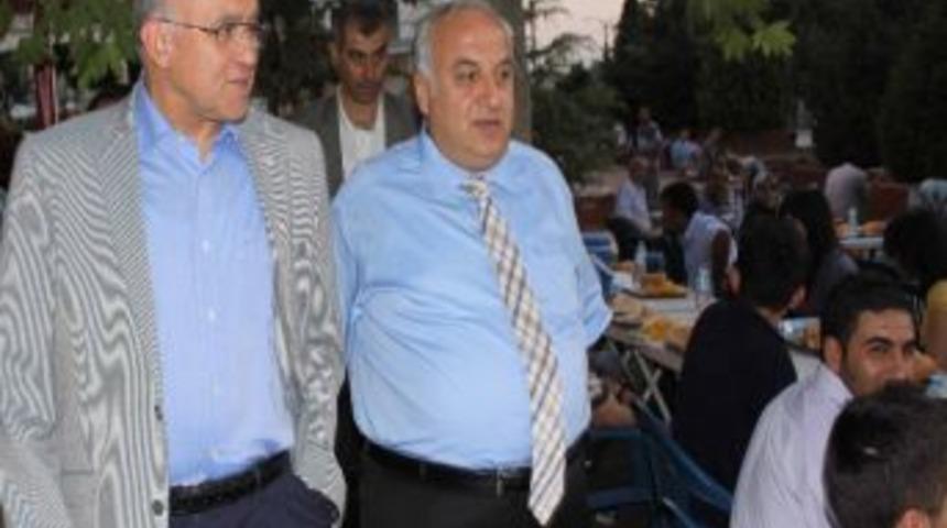 Başkan G&uuml;zelbey, İftar Vermek İsteyenleri &Ccedil;adıra Davet Etti