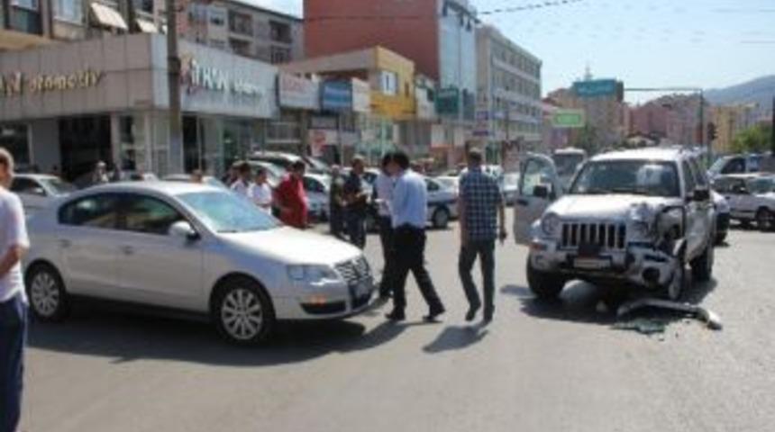 Ereğli&rsquo;de Askeri Ara&ccedil; Kaza Yaptı: 1 Yaralı