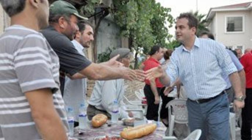 Devrim K&ouml;k Taşağıl'da iftarda