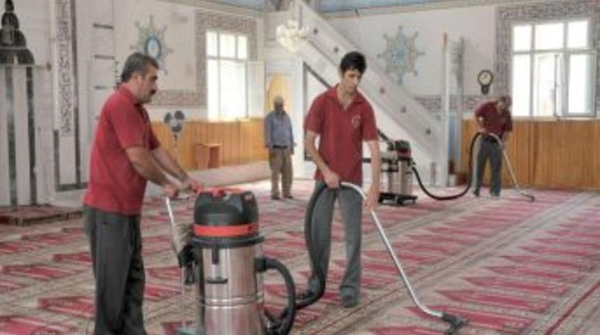 Yenimahalle&rsquo;de Bayram Hazırlıkları Devam Ediyor