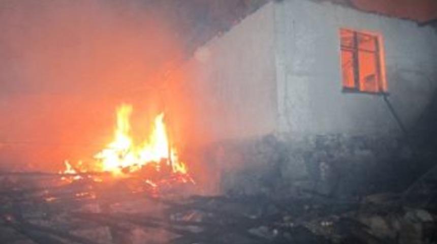 Uğurludağ&rsquo;da Yangın