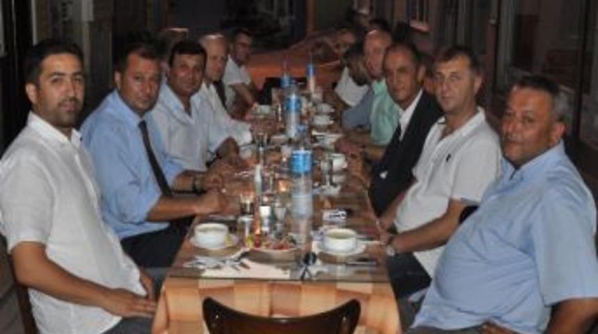Dernek Başkanları Ve İş Adamları İftarda Buluştu