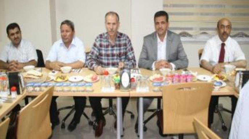 Yozgat&rsquo;ta Eğitimciler &Ouml;zel Ergin Kolejinin Yemeğinde Buluştu