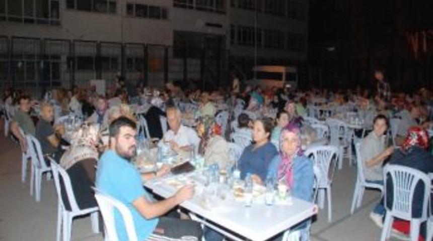 Başkan Doğan Cedit&rsquo;te İftar Verdi