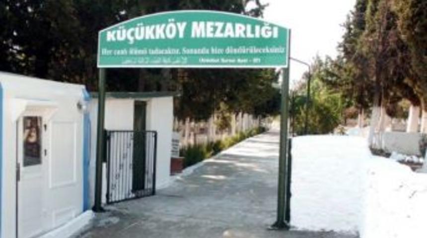 K&uuml;&ccedil;&uuml;kk&ouml;y&rsquo;de Belde Kabristanın Bakım Ve Onarımı Tamamlandı