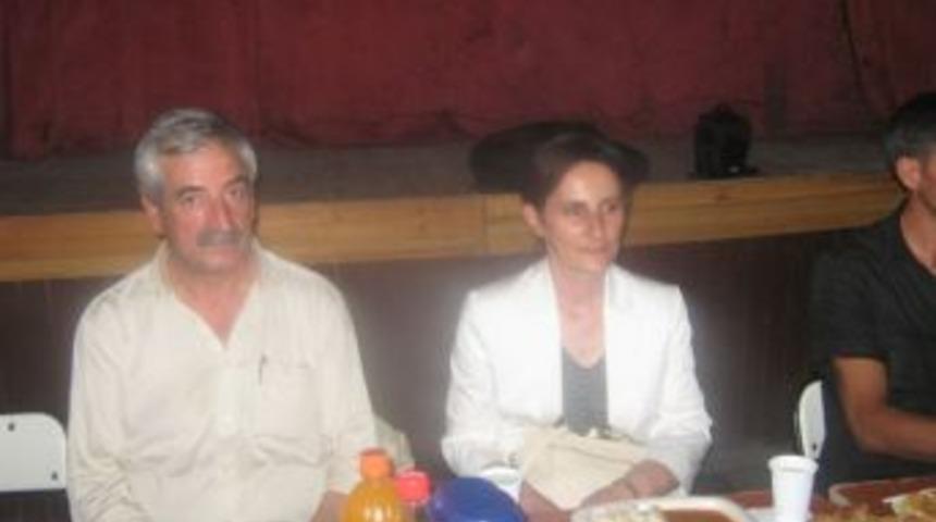 Birtane, iftar &ccedil;adırında orucunu a&ccedil;tı