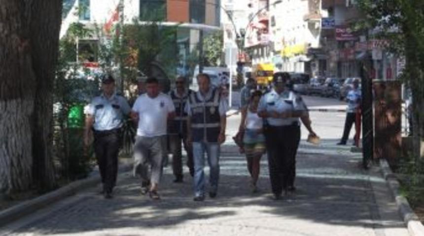 Balıkesir'de Piyasaya Sahte Para S&uuml;ren 3 Kişi G&ouml;zaltına Alındı