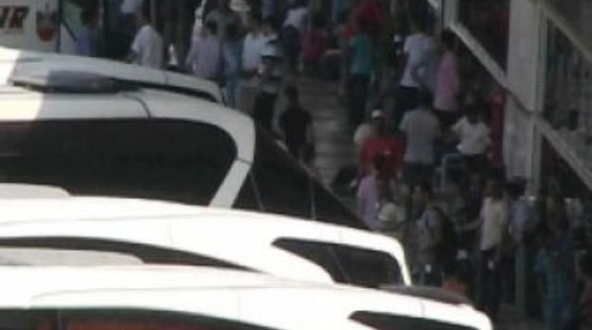 Otogarda Bayram Yoğunluğu