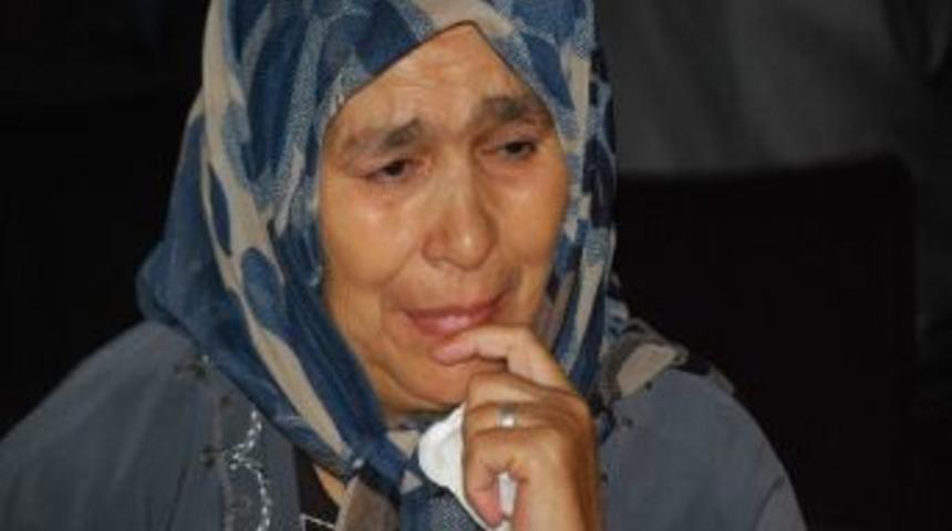 Kaymakam Turan Şehit Ailelerini Duygulandırdı