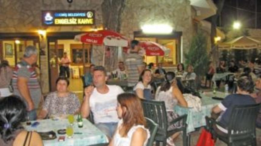 Sanat Sokağı&rsquo;nda Kanun Ve Ney Dinletisi