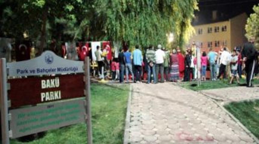 Bak&uuml; Parkı A&ccedil;ıldı