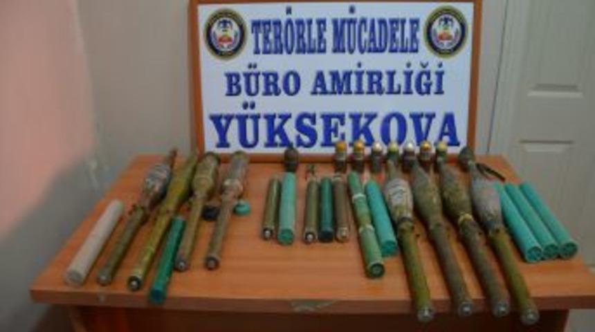 Y&uuml;ksekova'da PPK'ya Ait &Ccedil;ok Sayıda M&uuml;himmat Ele Ge&ccedil;irildi