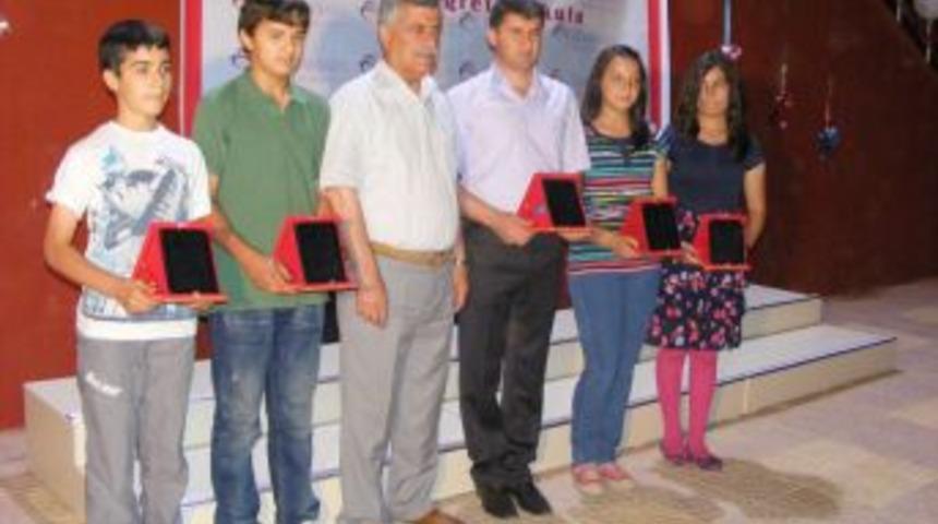 &Ccedil;ağlayan Baran Koleji SBS'de &Uuml;&ccedil; Yıldır Y&uuml;zde Y&uuml;z Başarı Sağlıyor