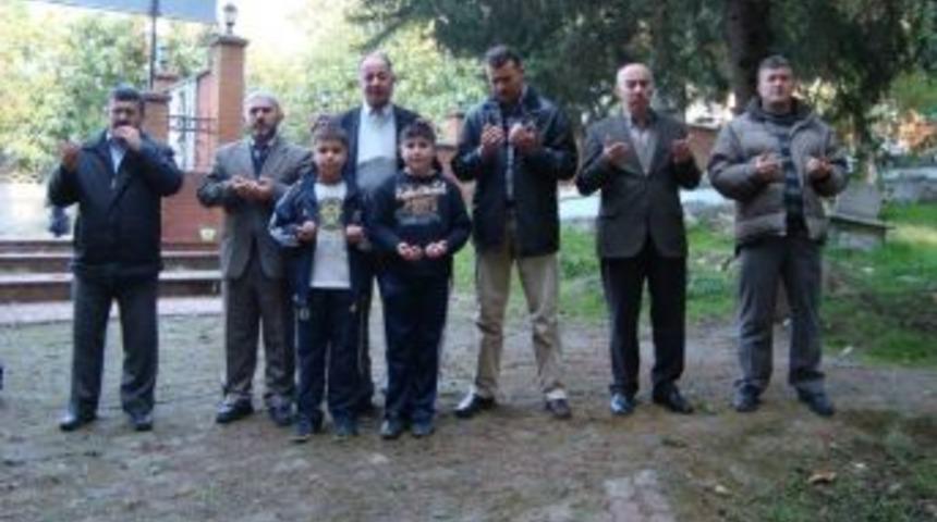 Bayramda mezarlıklarda Kuran okunacak