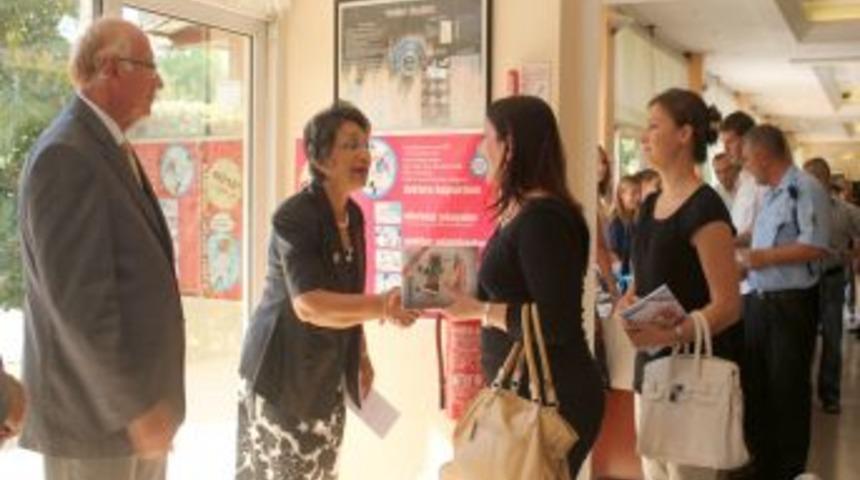 Ege &Uuml;niversitesi &Ccedil;alışanları Bayramlaşmada Buluştu