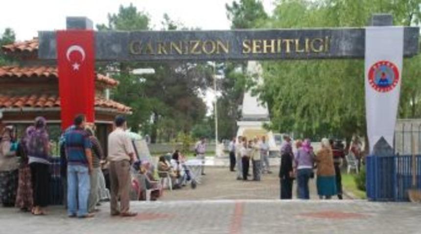 Şehitler Dualarla Anıldı